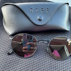 Diff Daisy Sunglasses